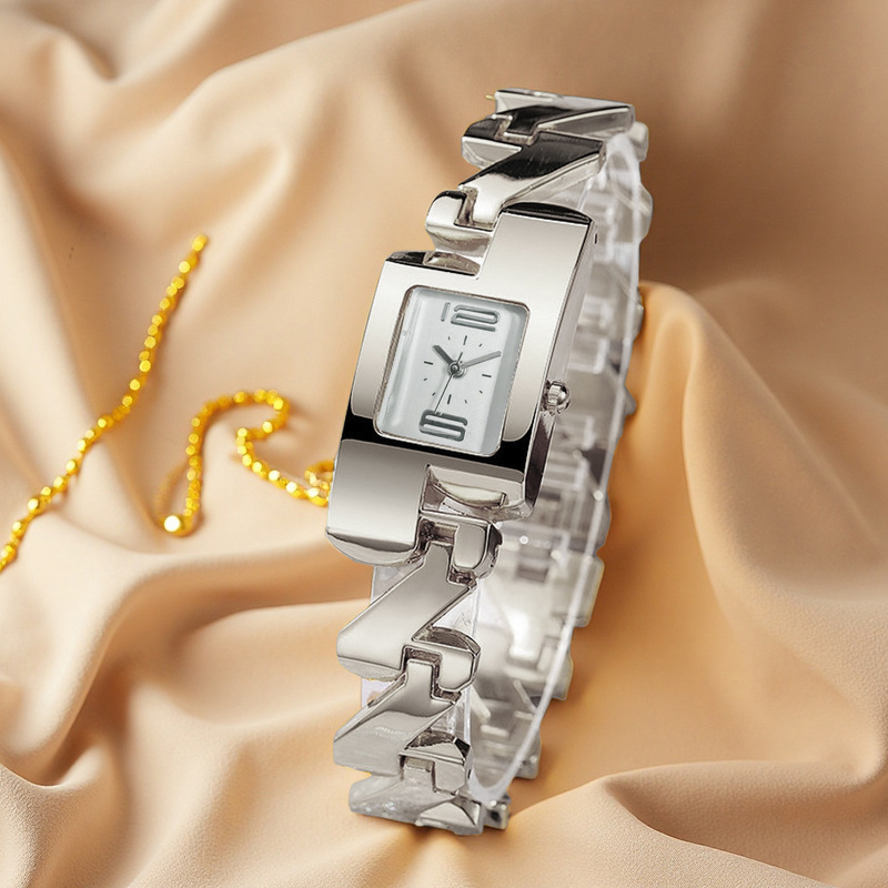 Damski kwadratowy zegarek kwar – Ladies Luxury Watch recenzja i cena
